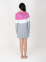 TIL2211-085 CAMISON EN FRENCH TERRY ,SUDADERA MANGA LARGA CON BATA EN COLOR ROSA, CAPUCHA CON CUELLO ALTO Y JARETA FUNCIONAL, FRANJA COLOR OFF WHITE, MANGA LARGA